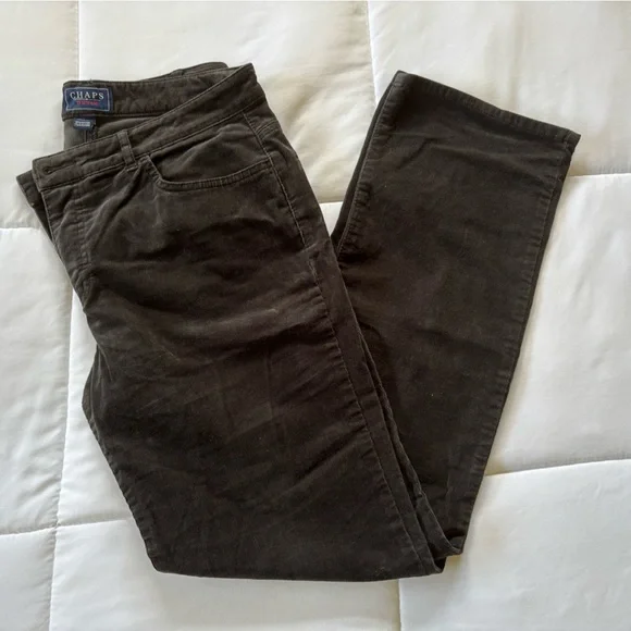3 Pairs of Chaps Corduroy Pants - Picture 8 of 12